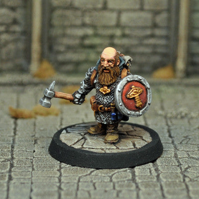 Otherworld Miniatures DAD2 - Male Dwarf Cleric